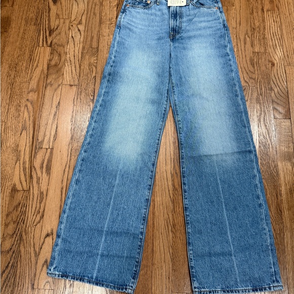 Levi's Ribcage Wide Leg Jeans in Not The Same Size 25 - Picture 2 of 5